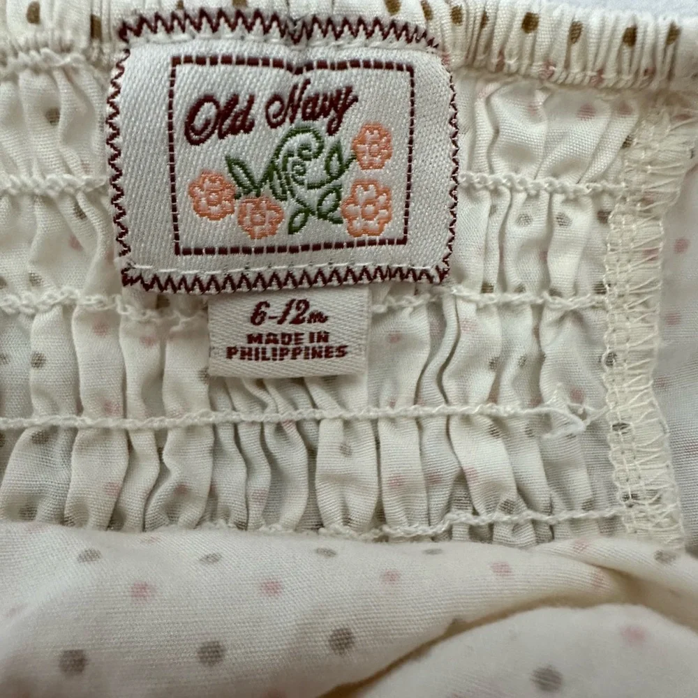 2006 Old Navy Polka Dot Ruffle Cami Tank Top in Cream Size 6-12 months